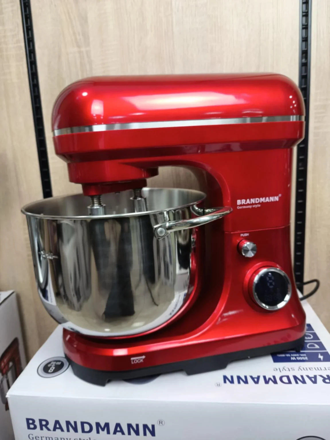 Robot Pétrin Double Crochet – 2500 W 10 L 5Kg BRANDMANN BR-STM-001 Rouge