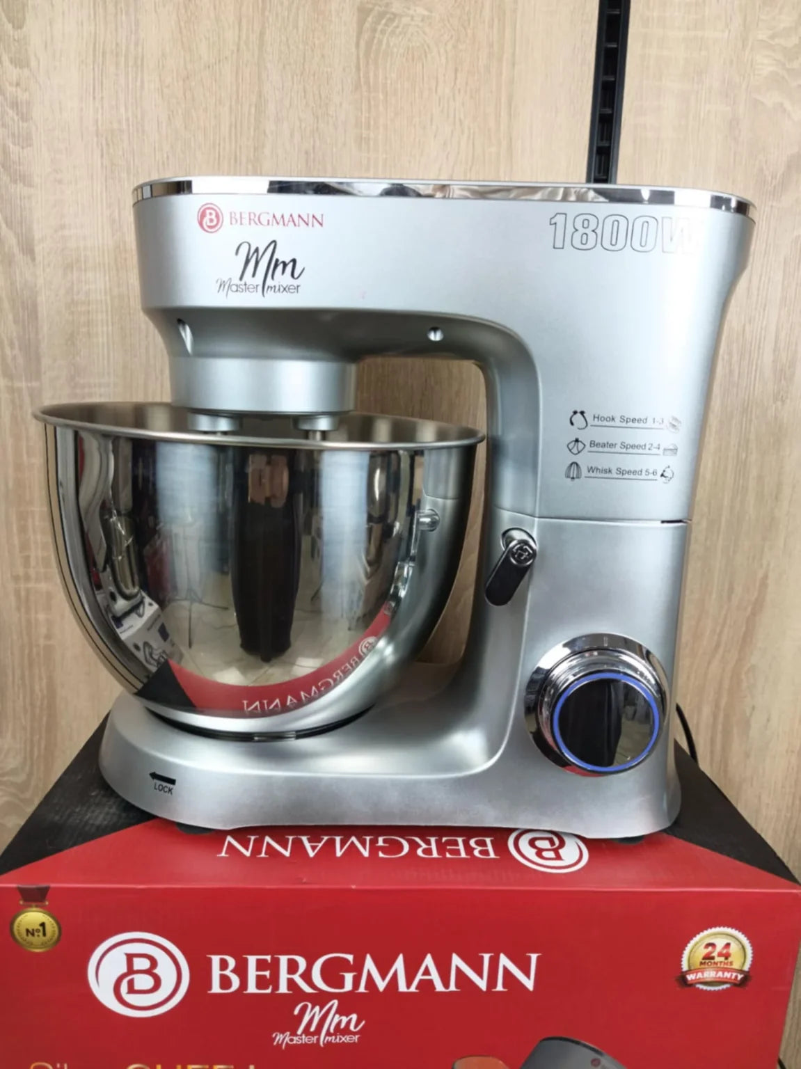 Pétrin double crochet Bergmann 1800 W 08L BSM-8004